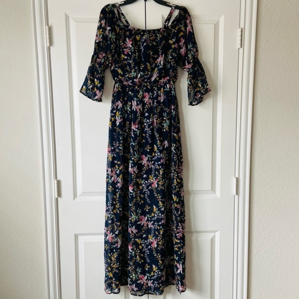 Lily Rose Navy Floral On/Off Shoulder Sheer‎ Maxi Dress Women’s Size Small
